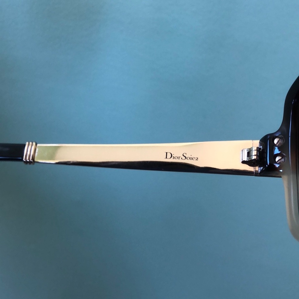 Christian Dior Polarized Sunglasses - Picture 9 of 10